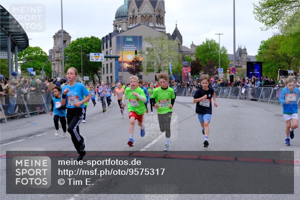 25.04.2026 - Das Zehntel Tim E. http://msf.ph/oto/9575317 25.04.2026 10:53:24 Ziel 5249, 5259, 5260, 5275, 5289, 5570, 5710, 5829, 6008, 6053, 6365, 6744, 6750, 6928, 6941, 6955, 7091, 7093, 7109, 7166, 7168, 7223, 7306, 7312, 7678, 7829, 7860, 7881, 7916 meine-sportfotos.de