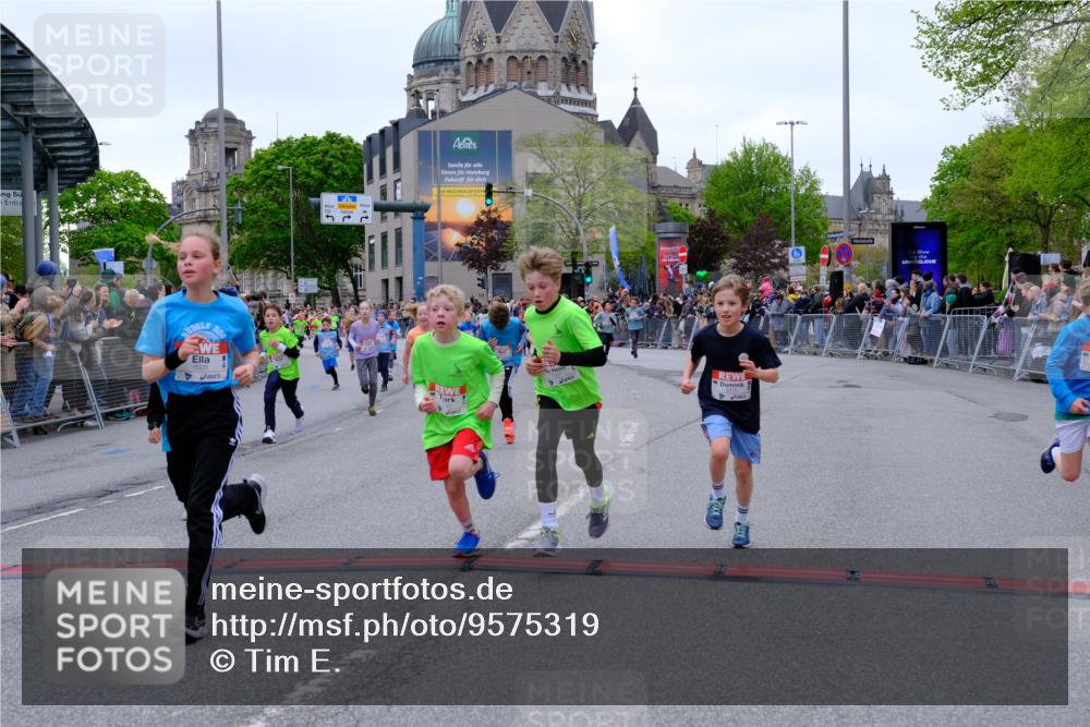 25.04.2026 - Das Zehntel Tim E. http://msf.ph/oto/9575319 25.04.2026 10:53:24 Ziel 5249, 5259, 5260, 5275, 5289, 5570, 5710, 5829, 6008, 6053, 6365, 6744, 6750, 6928, 6941, 6955, 7091, 7093, 7109, 7166, 7168, 7223, 7306, 7312, 7678, 7829, 7860, 7881, 7916 meine-sportfotos.de