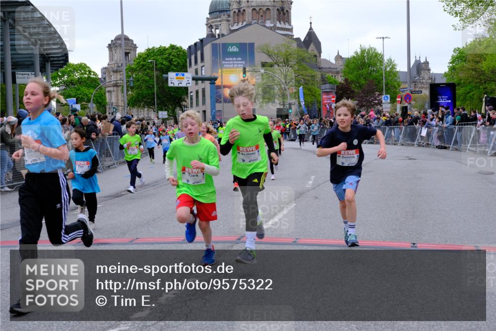 25.04.2026 - Das Zehntel Tim E. http://msf.ph/oto/9575322 25.04.2026 10:53:25 Ziel 5249, 5259, 5260, 5275, 5289, 5570, 5710, 5829, 6008, 6053, 6365, 6744, 6750, 6928, 7091, 7093, 7109, 7166, 7168, 7223, 7306, 7312, 7641, 7652, 7678, 7829, 7860, 7881, 7916 meine-sportfotos.de