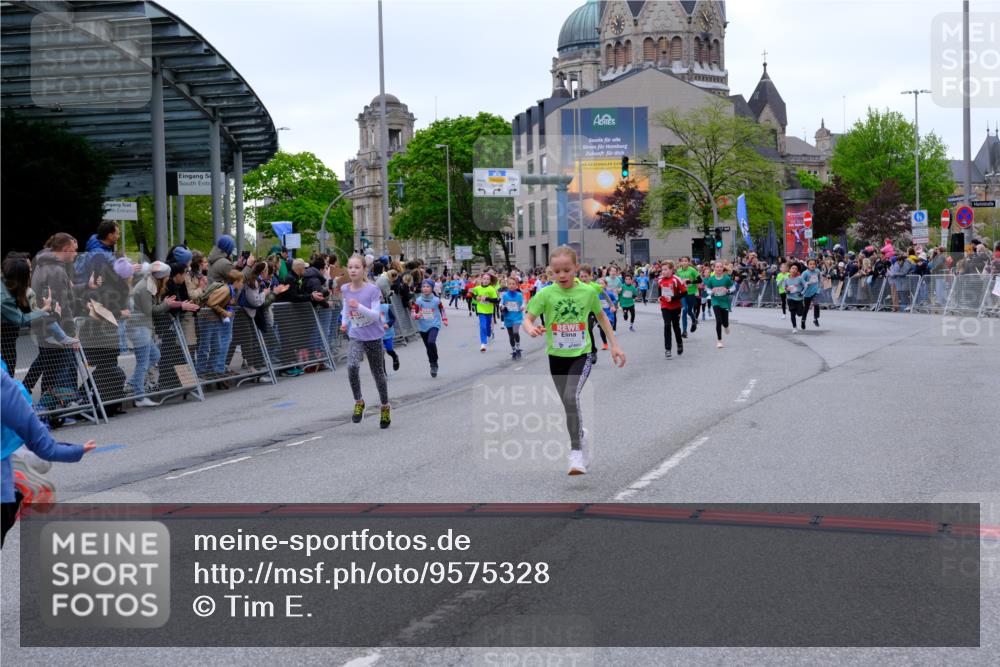 25.04.2026 - Das Zehntel Tim E. http://msf.ph/oto/9575328 25.04.2026 10:53:27 Ziel 5249, 5259, 5260, 5275, 5570, 5701, 5710, 5829, 6008, 6053, 6212, 6311, 6365, 6450, 6744, 6750, 6928, 7091, 7093, 7109, 7166, 7168, 7247, 7312, 7340, 7540, 7544, 7641, 7652, 7678, 7829, 7881, 7896, 7916 meine-sportfotos.de