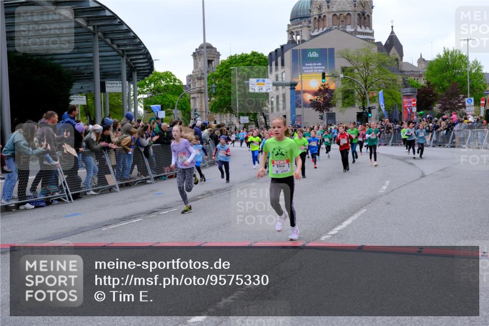25.04.2026 - Das Zehntel Tim E. http://msf.ph/oto/9575330 25.04.2026 10:53:27 Ziel 5249, 5259, 5260, 5275, 5570, 5701, 5710, 5829, 6008, 6053, 6212, 6311, 6365, 6450, 6744, 6750, 6928, 7091, 7093, 7109, 7166, 7168, 7247, 7312, 7340, 7540, 7544, 7641, 7652, 7678, 7829, 7881, 7896, 7916 meine-sportfotos.de