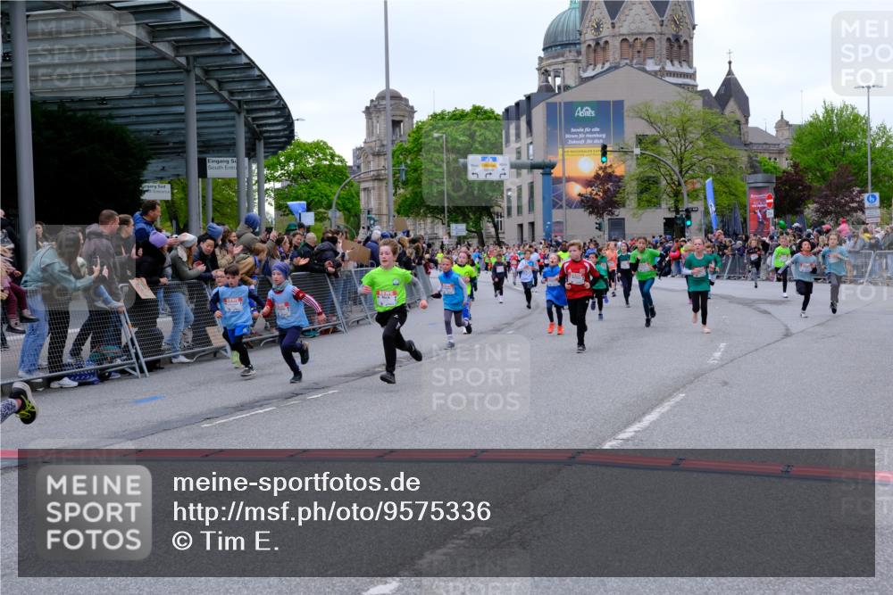 25.04.2026 - Das Zehntel Tim E. http://msf.ph/oto/9575336 25.04.2026 10:53:28 Ziel 5249, 5259, 5275, 5570, 5701, 5710, 5829, 6008, 6051, 6053, 6212, 6311, 6365, 6450, 6744, 6750, 6763, 6928, 7091, 7093, 7106, 7109, 7166, 7168, 7247, 7312, 7340, 7540, 7544, 7641, 7652, 7678, 7829, 7839, 7881, 7889, 7896, 7916, 7917, 8049 meine-sportfotos.de