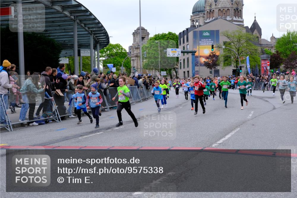 25.04.2026 - Das Zehntel Tim E. http://msf.ph/oto/9575338 25.04.2026 10:53:29 Ziel 5249, 5259, 5275, 5278, 5570, 5701, 5710, 5829, 6008, 6051, 6053, 6212, 6311, 6450, 6744, 6750, 6763, 6928, 7091, 7093, 7106, 7109, 7166, 7168, 7247, 7312, 7340, 7540, 7544, 7641, 7652, 7678, 7703, 7829, 7839, 7881, 7889, 7896, 7917, 8049 meine-sportfotos.de