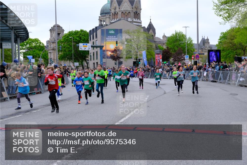 25.04.2026 - Das Zehntel Tim E. http://msf.ph/oto/9575346 25.04.2026 10:53:30 Ziel 5173, 5249, 5259, 5275, 5278, 5279, 5570, 5701, 5710, 5829, 6008, 6051, 6212, 6229, 6311, 6450, 6744, 6750, 6763, 6928, 7091, 7093, 7106, 7109, 7166, 7168, 7247, 7312, 7340, 7540, 7544, 7641, 7652, 7678, 7703, 7829, 7839, 7881, 7889, 7896, 7917, 8049 meine-sportfotos.de