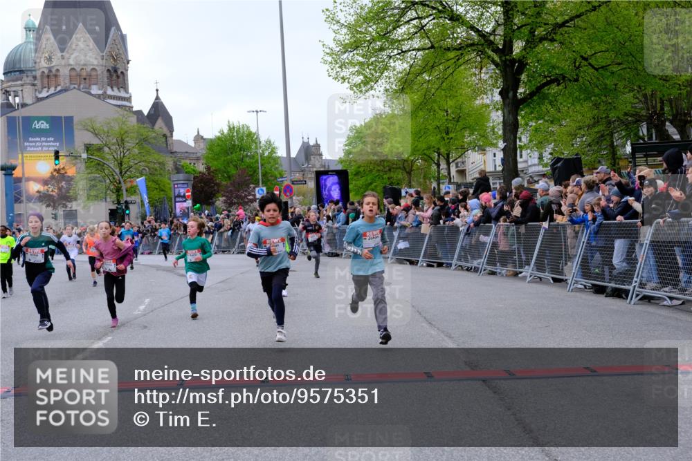 25.04.2026 - Das Zehntel Tim E. http://msf.ph/oto/9575351 25.04.2026 10:53:32 Ziel 5173, 5259, 5269, 5275, 5278, 5279, 5529, 5570, 5701, 5710, 5795, 5829, 6051, 6212, 6229, 6237, 6311, 6450, 6744, 6750, 6763, 7106, 7247, 7312, 7340, 7387, 7540, 7544, 7641, 7652, 7678, 7703, 7829, 7839, 7889, 7896, 7917, 8049 meine-sportfotos.de