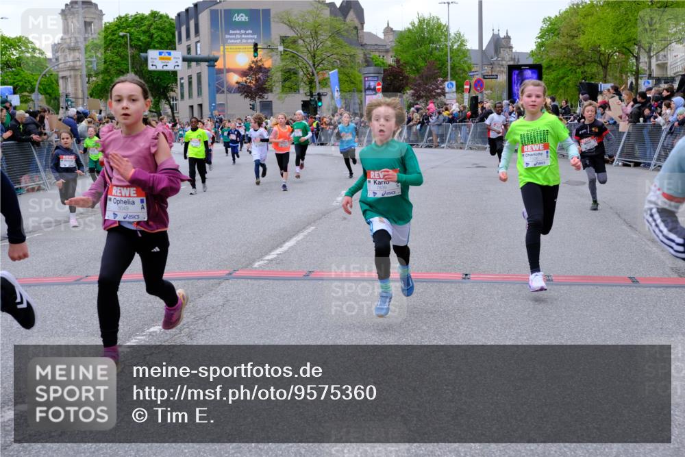 25.04.2026 - Das Zehntel Tim E. http://msf.ph/oto/9575360 25.04.2026 10:53:34 Ziel 5165, 5173, 5259, 5269, 5278, 5279, 5317, 5529, 5701, 5795, 6051, 6106, 6212, 6229, 6231, 6237, 6311, 6363, 6450, 6744, 6763, 7106, 7191, 7245, 7247, 7312, 7340, 7387, 7540, 7544, 7641, 7652, 7678, 7703, 7839, 7889, 7896, 7917, 8049 meine-sportfotos.de