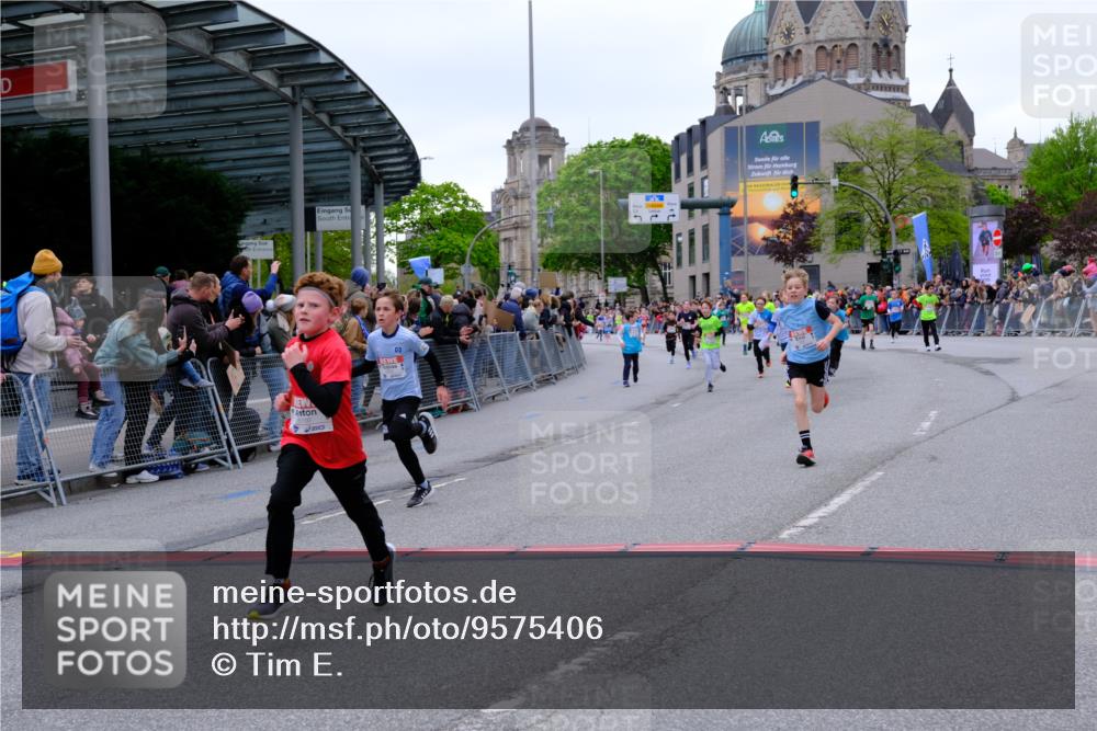 25.04.2026 - Das Zehntel Tim E. http://msf.ph/oto/9575406 25.04.2026 10:53:43 Ziel 5030, 5165, 5269, 5317, 5318, 5324, 5529, 5683, 5795, 6028, 6106, 6166, 6231, 6237, 6244, 6363, 6912, 6926, 7153, 7181, 7185, 7191, 7245, 7387, 7690, 7697, 7885, 7899, 8048, 8059 meine-sportfotos.de