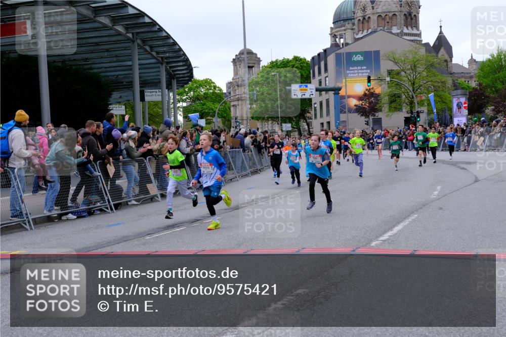 25.04.2026 - Das Zehntel Tim E. http://msf.ph/oto/9575421 25.04.2026 10:53:46 Ziel 5030, 5317, 5318, 5324, 5564, 5683, 5729, 6028, 6106, 6166, 6213, 6231, 6244, 6363, 6364, 6912, 6926, 7153, 7181, 7185, 7233, 7245, 7253, 7690, 7697, 7746, 7830, 7885, 7899, 8048, 8059 meine-sportfotos.de