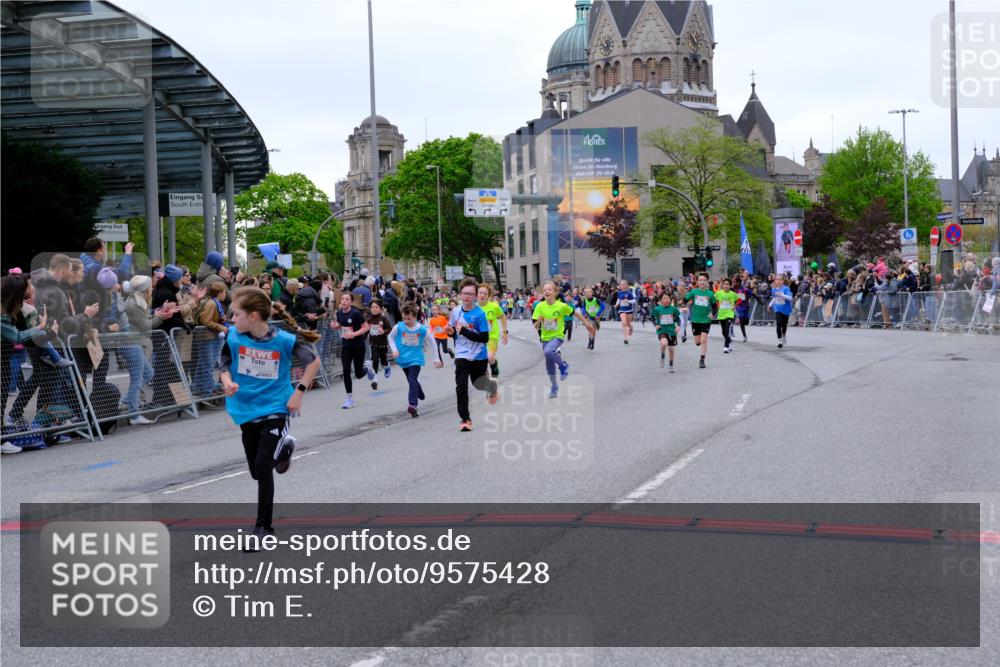 25.04.2026 - Das Zehntel Tim E. http://msf.ph/oto/9575428 25.04.2026 10:53:47 Ziel 5030, 5318, 5324, 5424, 5564, 5683, 5729, 6028, 6060, 6166, 6213, 6244, 6364, 6912, 6926, 7148, 7153, 7181, 7185, 7233, 7253, 7690, 7697, 7746, 7830, 7885, 7899, 7940, 8048, 8059 meine-sportfotos.de