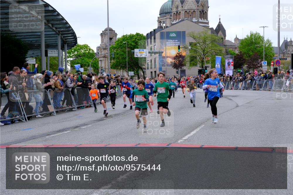 25.04.2026 - Das Zehntel Tim E. http://msf.ph/oto/9575444 25.04.2026 10:53:51 Ziel 5030, 5234, 5411, 5424, 5564, 5683, 5713, 5729, 6060, 6213, 6222, 6226, 6364, 6623, 6709, 7148, 7153, 7194, 7233, 7253, 7623, 7690, 7697, 7746, 7830, 7940, 8041 meine-sportfotos.de