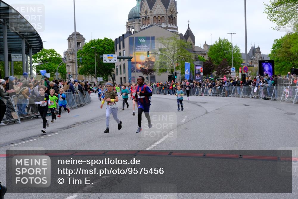 25.04.2026 - Das Zehntel Tim E. http://msf.ph/oto/9575456 25.04.2026 10:53:53 Ziel 5234, 5411, 5424, 5564, 5683, 5713, 5729, 5878, 5879, 6060, 6213, 6222, 6226, 6364, 6373, 6623, 6709, 7148, 7153, 7194, 7233, 7253, 7623, 7697, 7746, 7830, 7940, 8041 meine-sportfotos.de