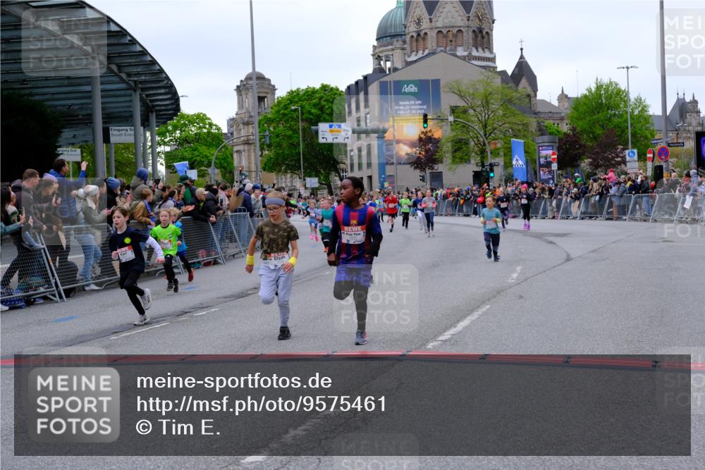 25.04.2026 - Das Zehntel Tim E. http://msf.ph/oto/9575461 25.04.2026 10:53:53 Ziel 5234, 5411, 5424, 5564, 5683, 5713, 5729, 5878, 5879, 6060, 6213, 6222, 6226, 6364, 6373, 6623, 6709, 7148, 7153, 7194, 7233, 7253, 7623, 7697, 7746, 7830, 7940, 8041 meine-sportfotos.de