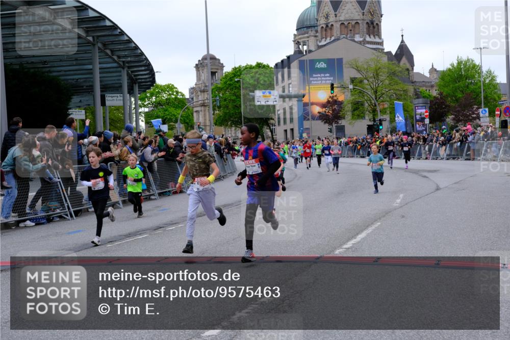 25.04.2026 - Das Zehntel Tim E. http://msf.ph/oto/9575463 25.04.2026 10:53:53 Ziel 5234, 5411, 5424, 5564, 5683, 5713, 5729, 5878, 5879, 6060, 6213, 6222, 6226, 6364, 6373, 6623, 6709, 7148, 7153, 7194, 7233, 7253, 7623, 7697, 7746, 7830, 7940, 8041 meine-sportfotos.de