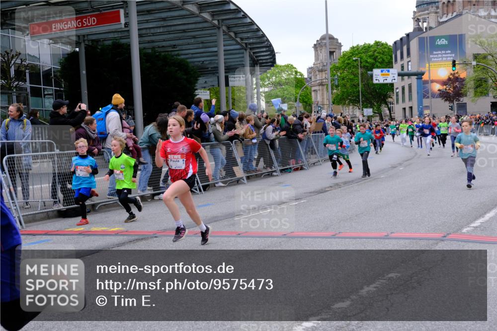 25.04.2026 - Das Zehntel Tim E. http://msf.ph/oto/9575473 25.04.2026 10:53:55 Ziel 5234, 5411, 5424, 5446, 5558, 5564, 5584, 5713, 5729, 5878, 5879, 6060, 6213, 6222, 6226, 6247, 6364, 6373, 6393, 6623, 6709, 7148, 7194, 7233, 7253, 7623, 7746, 7830, 7940, 8041 meine-sportfotos.de