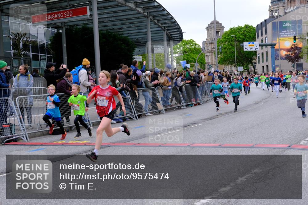 25.04.2026 - Das Zehntel Tim E. http://msf.ph/oto/9575474 25.04.2026 10:53:55 Ziel 5234, 5411, 5424, 5446, 5558, 5564, 5584, 5713, 5729, 5878, 5879, 6060, 6213, 6222, 6226, 6247, 6364, 6373, 6393, 6623, 6709, 7148, 7194, 7233, 7253, 7623, 7746, 7830, 7940, 8041 meine-sportfotos.de