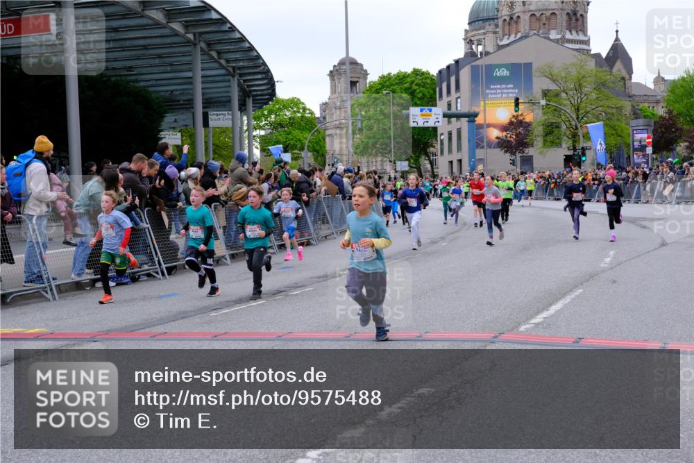 25.04.2026 - Das Zehntel Tim E. http://msf.ph/oto/9575488 25.04.2026 10:53:57 Ziel 5234, 5387, 5411, 5424, 5446, 5558, 5584, 5713, 5878, 5879, 6060, 6213, 6222, 6226, 6247, 6364, 6373, 6393, 6623, 6709, 7148, 7194, 7623, 7830, 7940, 8041 meine-sportfotos.de