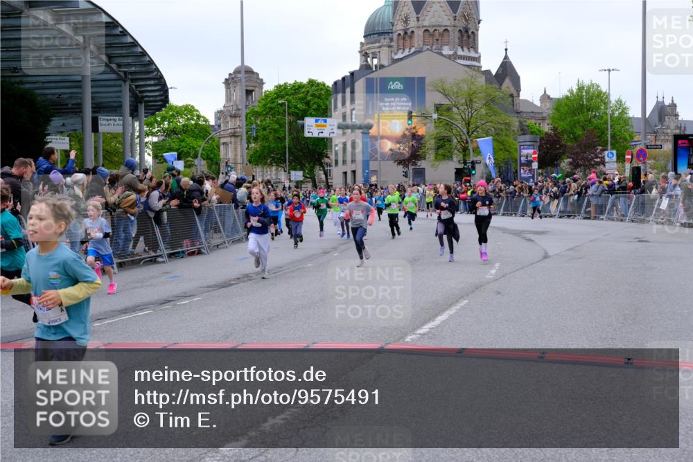 25.04.2026 - Das Zehntel Tim E. http://msf.ph/oto/9575491 25.04.2026 10:53:57 Ziel 5234, 5387, 5411, 5424, 5446, 5558, 5584, 5713, 5878, 5879, 6060, 6213, 6222, 6226, 6247, 6364, 6373, 6393, 6623, 6709, 7148, 7194, 7623, 7830, 7940, 8041 meine-sportfotos.de