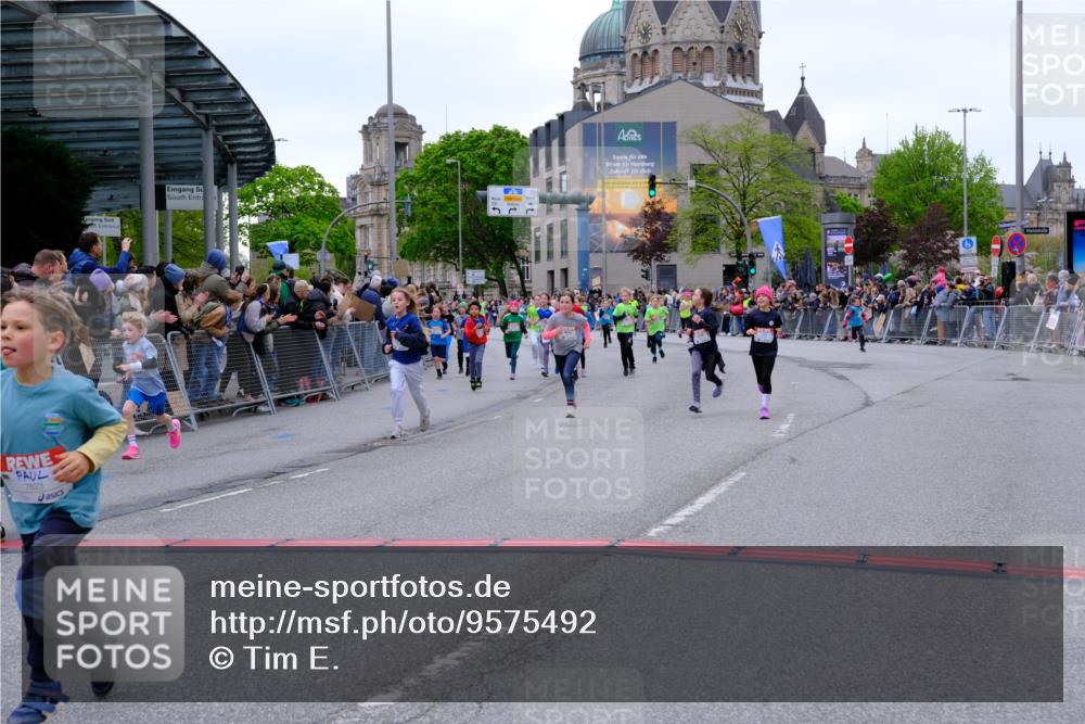 25.04.2026 - Das Zehntel Tim E. http://msf.ph/oto/9575492 25.04.2026 10:53:57 Ziel 5234, 5387, 5411, 5424, 5446, 5558, 5584, 5713, 5878, 5879, 6060, 6213, 6222, 6226, 6247, 6364, 6373, 6393, 6623, 6709, 7148, 7194, 7623, 7830, 7940, 8041 meine-sportfotos.de
