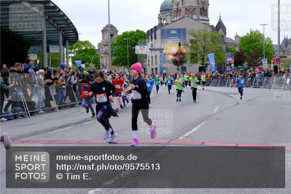 25.04.2026 - Das Zehntel Tim E. http://msf.ph/oto/9575513 25.04.2026 10:54:00 Ziel 5234, 5387, 5390, 5411, 5446, 5548, 5558, 5584, 5713, 5771, 5786, 5878, 5879, 6219, 6222, 6226, 6227, 6247, 6373, 6393, 6500, 6623, 6709, 7133, 7194, 7205, 7307, 7314, 7623, 7681, 8019, 8041, 8067 meine-sportfotos.de