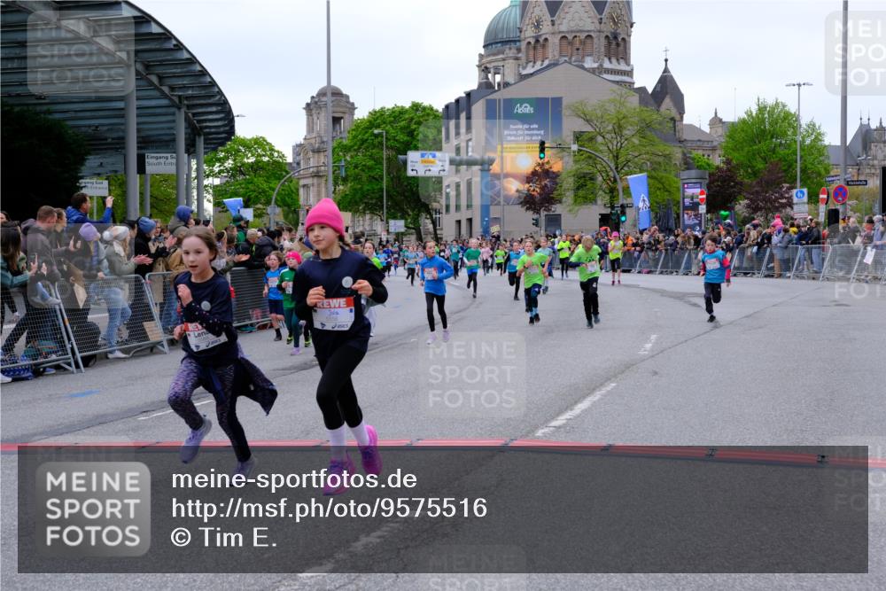 25.04.2026 - Das Zehntel Tim E. http://msf.ph/oto/9575516 25.04.2026 10:54:01 Ziel 5234, 5387, 5390, 5446, 5548, 5558, 5584, 5713, 5771, 5786, 5878, 5879, 6219, 6227, 6247, 6373, 6393, 6500, 6623, 7133, 7194, 7205, 7307, 7314, 7623, 7681, 8019, 8067 meine-sportfotos.de