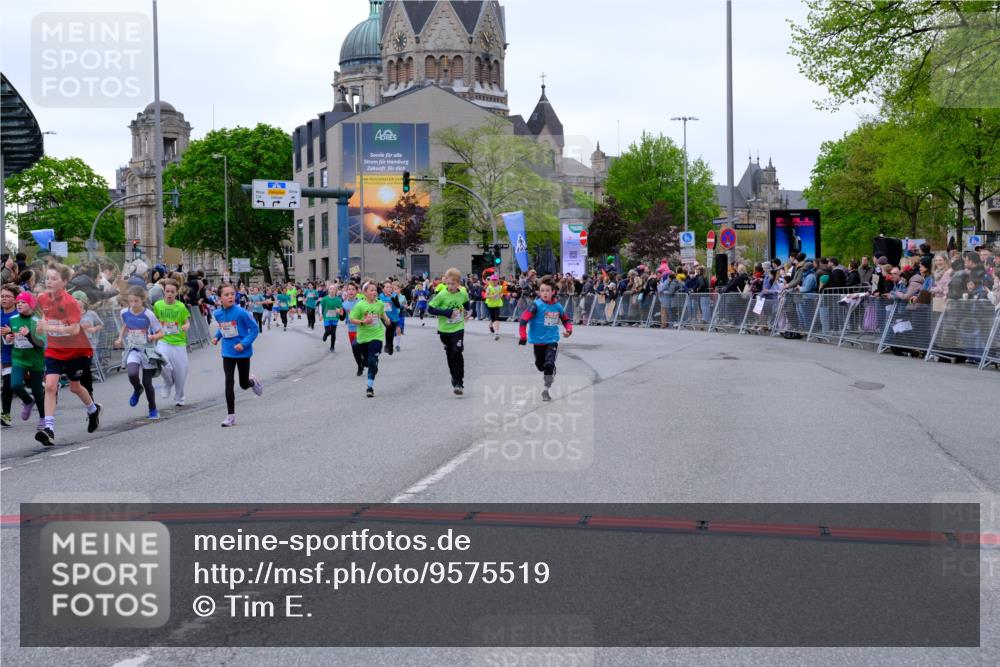 25.04.2026 - Das Zehntel Tim E. http://msf.ph/oto/9575519 25.04.2026 10:54:01 Ziel 5234, 5387, 5390, 5446, 5548, 5558, 5584, 5713, 5771, 5786, 5878, 5879, 6219, 6227, 6247, 6373, 6393, 6500, 6623, 7133, 7194, 7205, 7307, 7314, 7623, 7681, 8019, 8067 meine-sportfotos.de