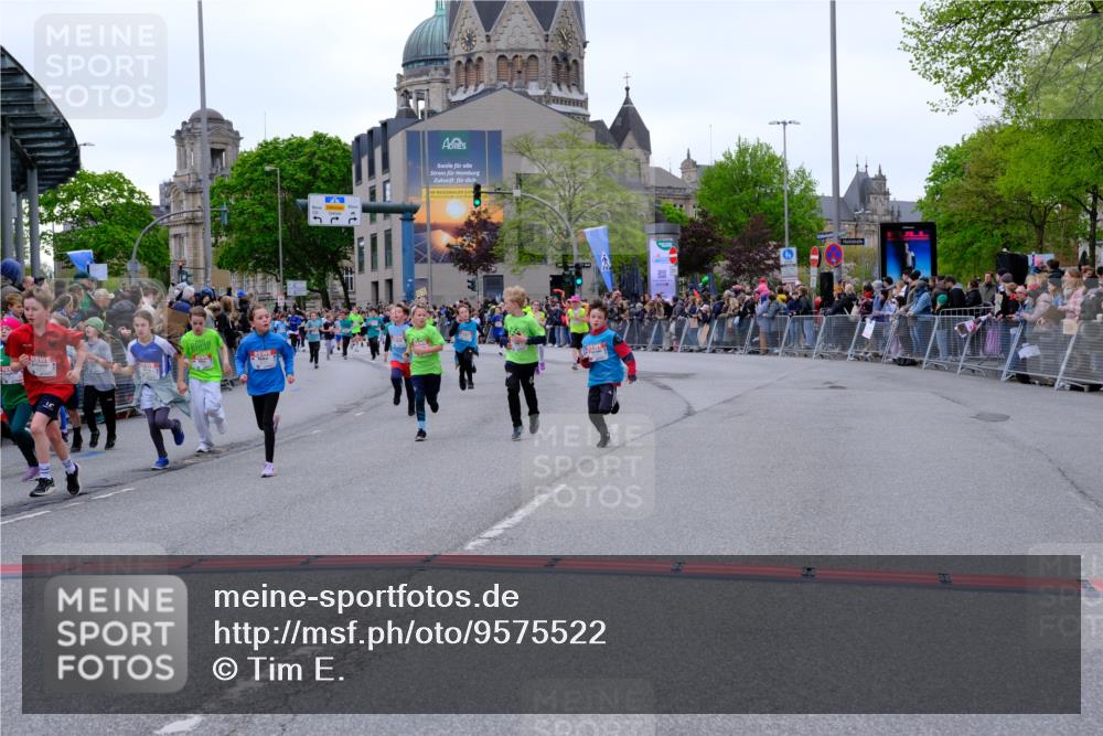 25.04.2026 - Das Zehntel Tim E. http://msf.ph/oto/9575522 25.04.2026 10:54:02 Ziel 5234, 5387, 5390, 5446, 5548, 5558, 5584, 5713, 5771, 5786, 5878, 5879, 6036, 6076, 6219, 6227, 6247, 6373, 6393, 6500, 6505, 7133, 7205, 7307, 7314, 7623, 7681, 8019, 8067 meine-sportfotos.de