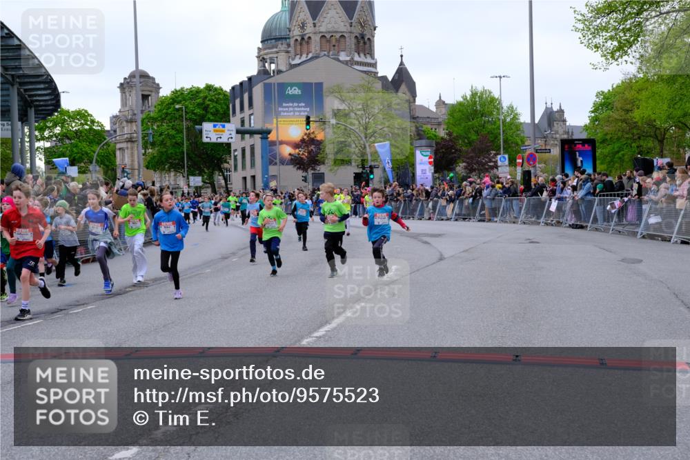25.04.2026 - Das Zehntel Tim E. http://msf.ph/oto/9575523 25.04.2026 10:54:02 Ziel 5234, 5387, 5390, 5446, 5548, 5558, 5584, 5713, 5771, 5786, 5878, 5879, 6036, 6076, 6219, 6227, 6247, 6373, 6393, 6500, 6505, 7133, 7205, 7307, 7314, 7623, 7681, 8019, 8067 meine-sportfotos.de