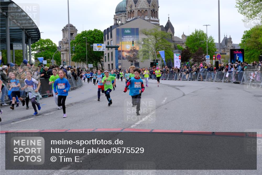 25.04.2026 - Das Zehntel Tim E. http://msf.ph/oto/9575529 25.04.2026 10:54:02 Ziel 5234, 5387, 5390, 5446, 5548, 5558, 5584, 5713, 5771, 5786, 5878, 5879, 6036, 6076, 6219, 6227, 6247, 6373, 6393, 6500, 6505, 7133, 7205, 7307, 7314, 7623, 7681, 8019, 8067 meine-sportfotos.de