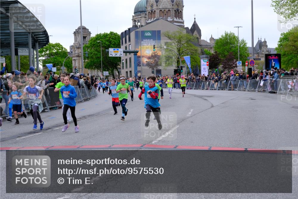 25.04.2026 - Das Zehntel Tim E. http://msf.ph/oto/9575530 25.04.2026 10:54:02 Ziel 5234, 5387, 5390, 5446, 5548, 5558, 5584, 5713, 5771, 5786, 5878, 5879, 6036, 6076, 6219, 6227, 6247, 6373, 6393, 6500, 6505, 7133, 7205, 7307, 7314, 7623, 7681, 8019, 8067 meine-sportfotos.de