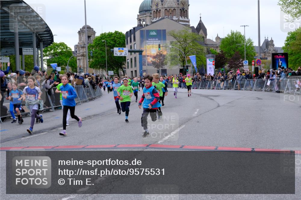 25.04.2026 - Das Zehntel Tim E. http://msf.ph/oto/9575531 25.04.2026 10:54:03 Ziel 5387, 5390, 5446, 5548, 5558, 5584, 5771, 5786, 5878, 5879, 6036, 6065, 6076, 6219, 6227, 6247, 6373, 6393, 6500, 6505, 7133, 7205, 7307, 7314, 7623, 7681, 8019, 8067 meine-sportfotos.de