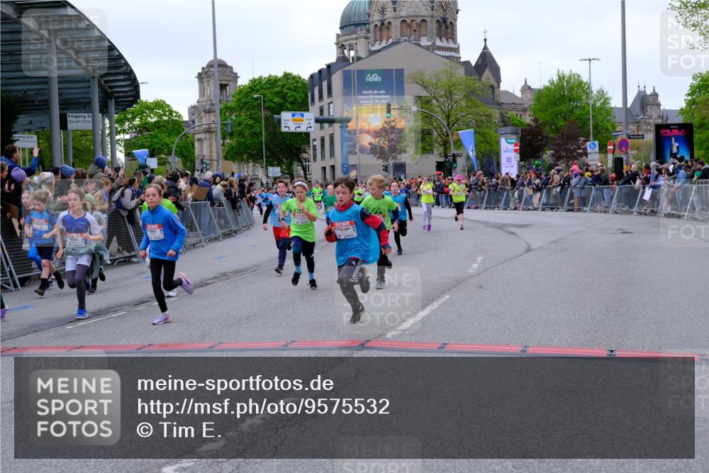 25.04.2026 - Das Zehntel Tim E. http://msf.ph/oto/9575532 25.04.2026 10:54:03 Ziel 5387, 5390, 5446, 5548, 5558, 5584, 5771, 5786, 5878, 5879, 6036, 6065, 6076, 6219, 6227, 6247, 6373, 6393, 6500, 6505, 7133, 7205, 7307, 7314, 7623, 7681, 8019, 8067 meine-sportfotos.de