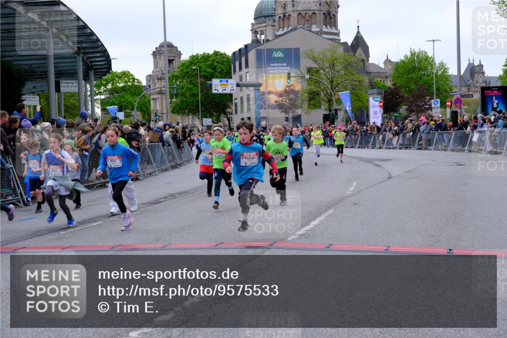 25.04.2026 - Das Zehntel Tim E. http://msf.ph/oto/9575533 25.04.2026 10:54:03 Ziel 5387, 5390, 5446, 5548, 5558, 5584, 5771, 5786, 5878, 5879, 6036, 6065, 6076, 6219, 6227, 6247, 6373, 6393, 6500, 6505, 7133, 7205, 7307, 7314, 7623, 7681, 8019, 8067 meine-sportfotos.de