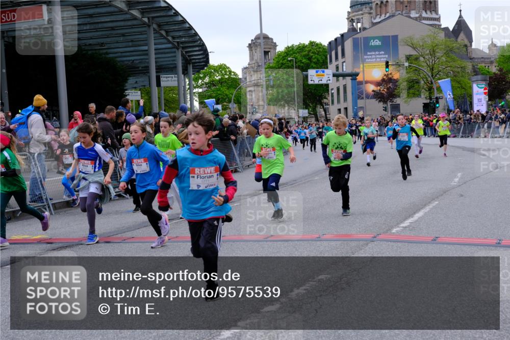 25.04.2026 - Das Zehntel Tim E. http://msf.ph/oto/9575539 25.04.2026 10:54:03 Ziel 5387, 5390, 5446, 5548, 5558, 5584, 5771, 5786, 5878, 5879, 6036, 6065, 6076, 6219, 6227, 6247, 6373, 6393, 6500, 6505, 7133, 7205, 7307, 7314, 7623, 7681, 8019, 8067 meine-sportfotos.de
