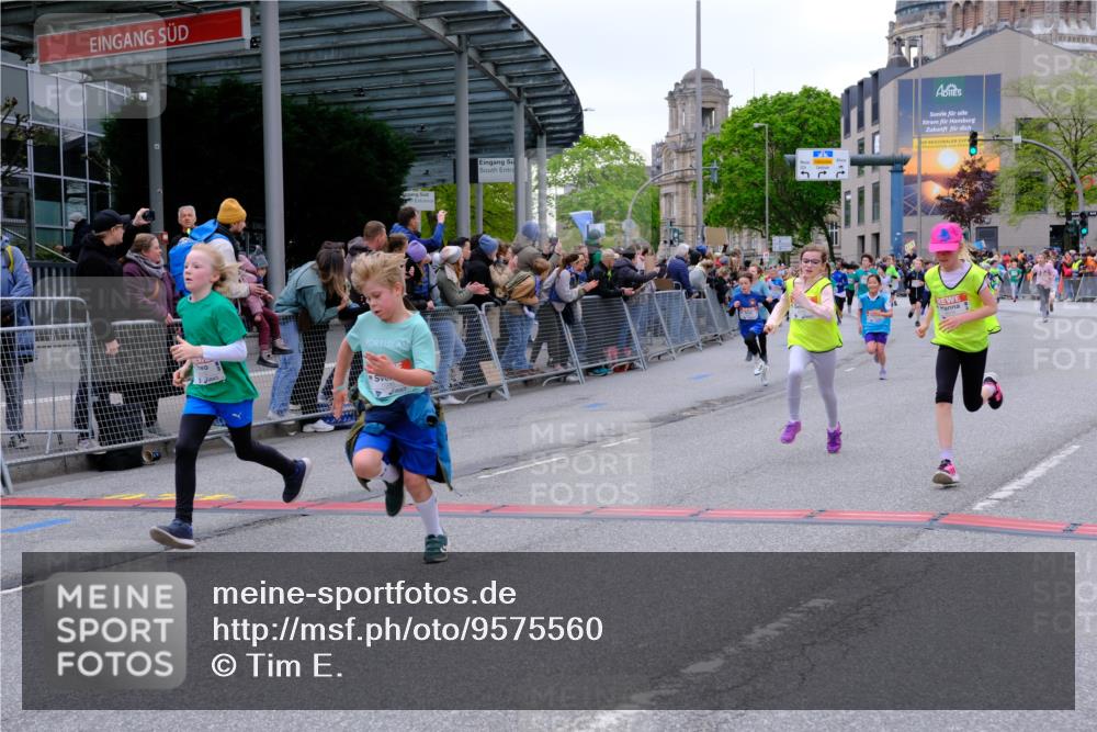 25.04.2026 - Das Zehntel Tim E. http://msf.ph/oto/9575560 25.04.2026 10:54:07 Ziel 5357, 5387, 5390, 5548, 5558, 5584, 5771, 5786, 5827, 6036, 6065, 6076, 6219, 6227, 6247, 6500, 6505, 7133, 7205, 7249, 7307, 7314, 7526, 7681, 8019, 8067 meine-sportfotos.de
