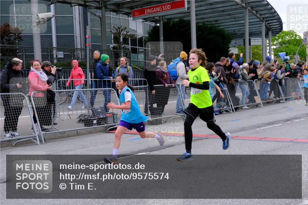 25.04.2026 - Das Zehntel Tim E. http://msf.ph/oto/9575574 25.04.2026 10:54:10 Ziel 5255, 5357, 5390, 5447, 5548, 5771, 5786, 5827, 5901, 5903, 6036, 6065, 6076, 6219, 6227, 6500, 6505, 6613, 6696, 6740, 6844, 7133, 7175, 7183, 7205, 7249, 7307, 7314, 7526, 7681, 7741, 8019, 8067 meine-sportfotos.de
