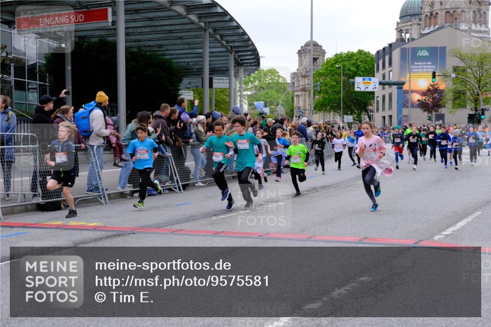 25.04.2026 - Das Zehntel Tim E. http://msf.ph/oto/9575581 25.04.2026 10:54:12 Ziel 5004, 5059, 5113, 5255, 5357, 5376, 5403, 5447, 5470, 5786, 5827, 5901, 5903, 6036, 6065, 6076, 6505, 6613, 6696, 6701, 6714, 6740, 6844, 7095, 7175, 7183, 7206, 7249, 7526, 7741, 7752, 7927 meine-sportfotos.de