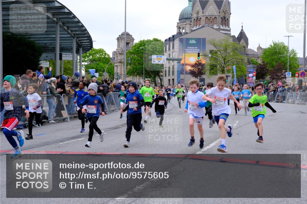 25.04.2026 - Das Zehntel Tim E. http://msf.ph/oto/9575605 25.04.2026 10:54:16 Ziel 5004, 5059, 5072, 5108, 5113, 5255, 5306, 5357, 5376, 5403, 5447, 5470, 5755, 5827, 5901, 5903, 6107, 6613, 6635, 6696, 6701, 6714, 6740, 6844, 6920, 6923, 6924, 6972, 7095, 7175, 7183, 7206, 7249, 7311, 7526, 7741, 7752, 7927, 7949 meine-sportfotos.de