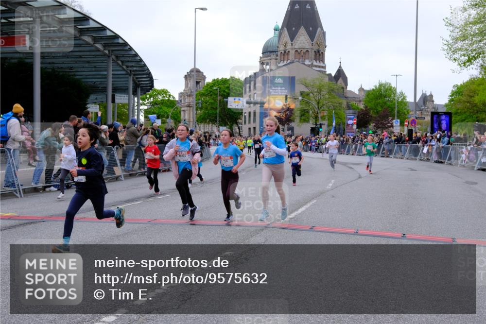 25.04.2026 - Das Zehntel Tim E. http://msf.ph/oto/9575632 25.04.2026 10:54:20 Ziel 5004, 5059, 5072, 5088, 5098, 5108, 5113, 5255, 5306, 5355, 5376, 5403, 5447, 5470, 5590, 5591, 5755, 5901, 5903, 6017, 6107, 6557, 6613, 6635, 6696, 6701, 6714, 6740, 6844, 6920, 6923, 6924, 6972, 7095, 7175, 7183, 7206, 7311, 7741, 7752, 7927, 7949 meine-sportfotos.de