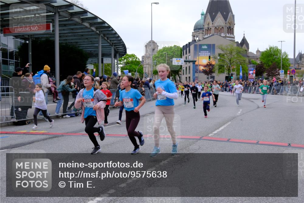 25.04.2026 - Das Zehntel Tim E. http://msf.ph/oto/9575638 25.04.2026 10:54:20 Ziel 5004, 5059, 5072, 5088, 5098, 5108, 5113, 5255, 5306, 5355, 5376, 5403, 5447, 5470, 5590, 5591, 5755, 5901, 5903, 6017, 6107, 6557, 6613, 6635, 6696, 6701, 6714, 6740, 6844, 6920, 6923, 6924, 6972, 7095, 7175, 7183, 7206, 7311, 7741, 7752, 7927, 7949 meine-sportfotos.de
