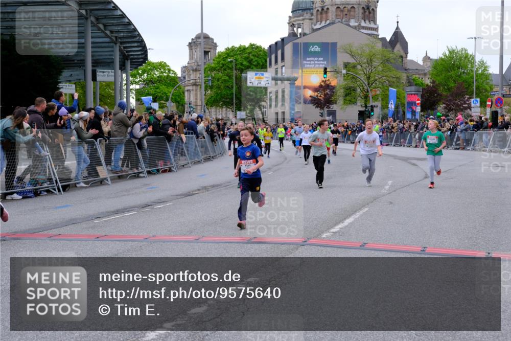 25.04.2026 - Das Zehntel Tim E. http://msf.ph/oto/9575640 25.04.2026 10:54:21 Ziel 5004, 5059, 5072, 5088, 5098, 5108, 5113, 5255, 5306, 5355, 5376, 5403, 5470, 5590, 5591, 5755, 6017, 6070, 6107, 6557, 6613, 6635, 6696, 6701, 6714, 6740, 6920, 6923, 6924, 6972, 7095, 7183, 7206, 7311, 7741, 7752, 7927, 7949 meine-sportfotos.de