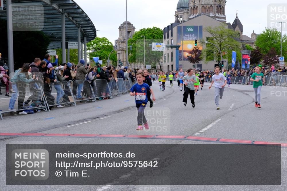 25.04.2026 - Das Zehntel Tim E. http://msf.ph/oto/9575642 25.04.2026 10:54:22 Ziel 5004, 5059, 5072, 5088, 5098, 5108, 5113, 5306, 5355, 5376, 5403, 5470, 5590, 5591, 5755, 5847, 6017, 6070, 6107, 6557, 6635, 6696, 6701, 6714, 6740, 6880, 6920, 6923, 6924, 6972, 7095, 7206, 7311, 7741, 7752, 7927, 7949 meine-sportfotos.de