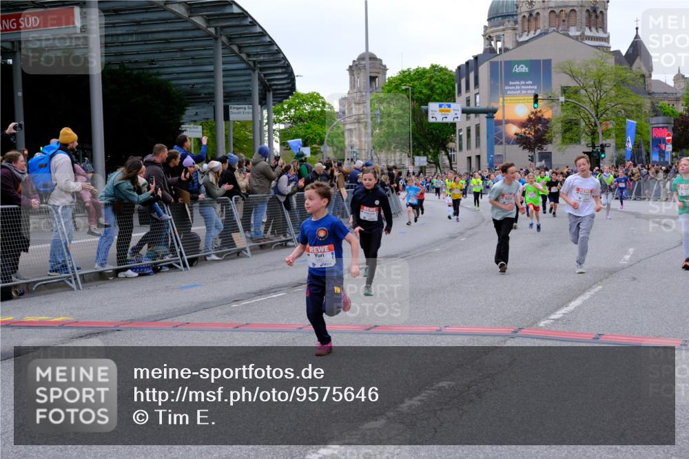 25.04.2026 - Das Zehntel Tim E. http://msf.ph/oto/9575646 25.04.2026 10:54:22 Ziel 5004, 5059, 5072, 5088, 5098, 5108, 5113, 5306, 5355, 5376, 5403, 5470, 5590, 5591, 5755, 5847, 6017, 6070, 6107, 6557, 6635, 6696, 6701, 6714, 6740, 6880, 6920, 6923, 6924, 6972, 7095, 7206, 7311, 7741, 7752, 7927, 7949 meine-sportfotos.de