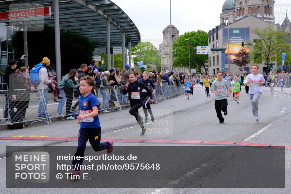 25.04.2026 - Das Zehntel Tim E. http://msf.ph/oto/9575648 25.04.2026 10:54:23 Ziel 5004, 5059, 5072, 5088, 5098, 5108, 5113, 5306, 5355, 5376, 5403, 5421, 5470, 5590, 5591, 5755, 5847, 6017, 6070, 6107, 6557, 6635, 6701, 6714, 6880, 6920, 6923, 6924, 6972, 7095, 7206, 7311, 7752, 7905, 7927, 7949 meine-sportfotos.de