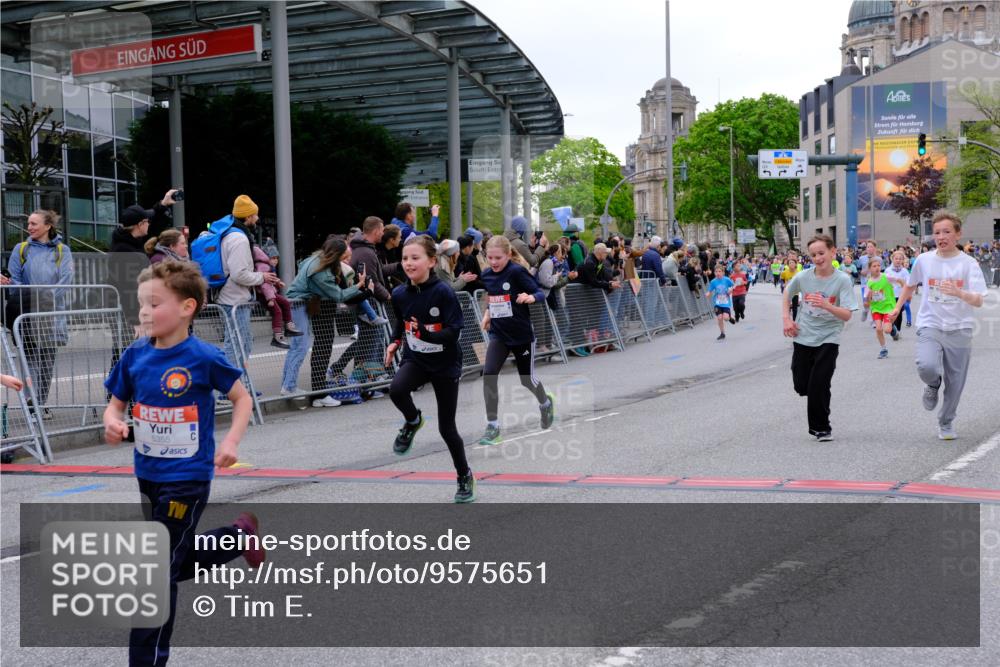 25.04.2026 - Das Zehntel Tim E. http://msf.ph/oto/9575651 25.04.2026 10:54:23 Ziel 5004, 5059, 5072, 5088, 5098, 5108, 5113, 5306, 5355, 5376, 5403, 5421, 5470, 5590, 5591, 5755, 5847, 6017, 6070, 6107, 6557, 6635, 6701, 6714, 6880, 6920, 6923, 6924, 6972, 7095, 7206, 7311, 7752, 7905, 7927, 7949 meine-sportfotos.de