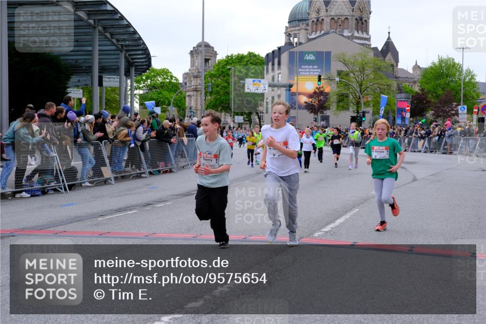 25.04.2026 - Das Zehntel Tim E. http://msf.ph/oto/9575654 25.04.2026 10:54:23 Ziel 5004, 5059, 5072, 5088, 5098, 5108, 5113, 5306, 5355, 5376, 5403, 5421, 5470, 5590, 5591, 5755, 5847, 6017, 6070, 6107, 6557, 6635, 6701, 6714, 6880, 6920, 6923, 6924, 6972, 7095, 7206, 7311, 7752, 7905, 7927, 7949 meine-sportfotos.de