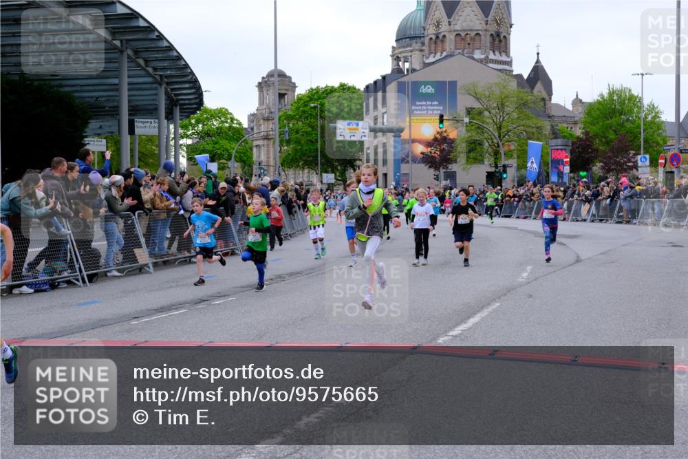 25.04.2026 - Das Zehntel Tim E. http://msf.ph/oto/9575665 25.04.2026 10:54:26 Ziel 5072, 5088, 5098, 5108, 5132, 5355, 5360, 5421, 5590, 5591, 5754, 5755, 5847, 6017, 6070, 6094, 6102, 6107, 6421, 6557, 6635, 6880, 6920, 6923, 6924, 6997, 7102, 7311, 7717, 7905 meine-sportfotos.de