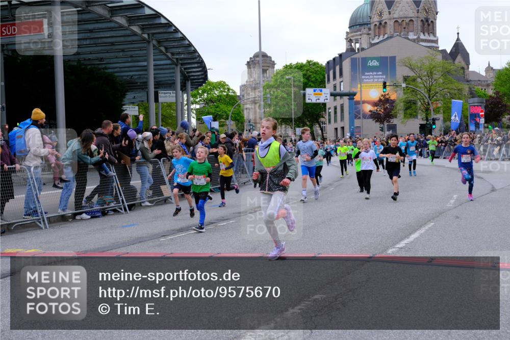 25.04.2026 - Das Zehntel Tim E. http://msf.ph/oto/9575670 25.04.2026 10:54:26 Ziel 5072, 5088, 5098, 5108, 5132, 5355, 5360, 5421, 5590, 5591, 5754, 5755, 5847, 6017, 6070, 6094, 6102, 6107, 6421, 6557, 6635, 6880, 6920, 6923, 6924, 6997, 7102, 7311, 7717, 7905 meine-sportfotos.de