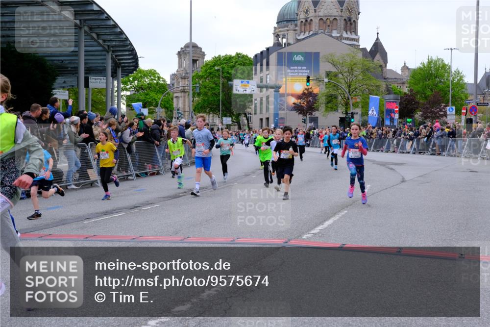 25.04.2026 - Das Zehntel Tim E. http://msf.ph/oto/9575674 25.04.2026 10:54:27 Ziel 5088, 5098, 5108, 5132, 5355, 5360, 5421, 5590, 5591, 5754, 5755, 5802, 5847, 6017, 6070, 6094, 6102, 6107, 6421, 6557, 6880, 6920, 6923, 6924, 6997, 7102, 7256, 7341, 7717, 7905 meine-sportfotos.de