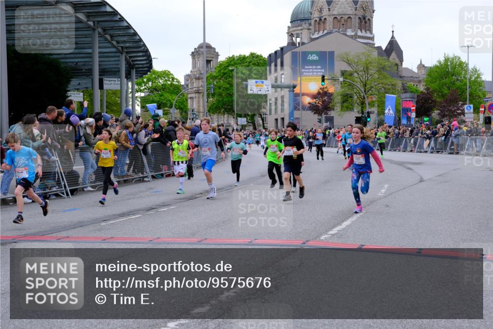 25.04.2026 - Das Zehntel Tim E. http://msf.ph/oto/9575676 25.04.2026 10:54:27 Ziel 5088, 5098, 5108, 5132, 5355, 5360, 5421, 5590, 5591, 5754, 5755, 5802, 5847, 6017, 6070, 6094, 6102, 6107, 6421, 6557, 6880, 6920, 6923, 6924, 6997, 7102, 7256, 7341, 7717, 7905 meine-sportfotos.de