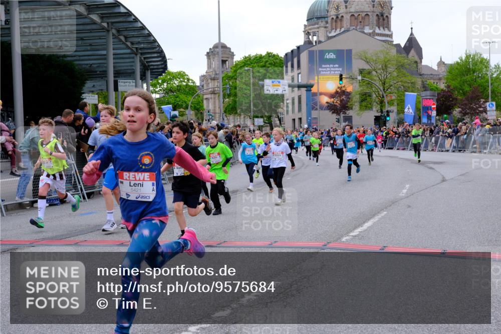25.04.2026 - Das Zehntel Tim E. http://msf.ph/oto/9575684 25.04.2026 10:54:29 Ziel 5088, 5098, 5132, 5252, 5355, 5360, 5421, 5590, 5591, 5754, 5797, 5802, 5847, 6017, 6070, 6094, 6102, 6421, 6557, 6880, 6997, 7097, 7102, 7256, 7341, 7655, 7717, 7905 meine-sportfotos.de